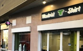 Madrid T-Shirt | Impresión de camisetas y textil | Vinilo | Sublimación | Productos personalizados | Diseño gráfico |